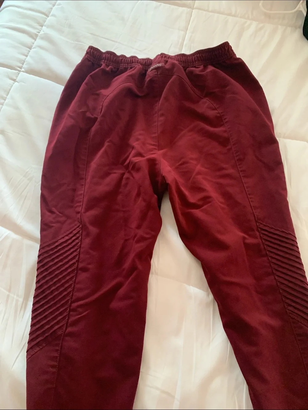 Jaanuu Women's Burgundy Scrub Set - Top & Pants
